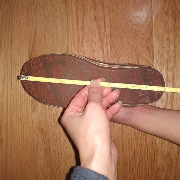 MICHEAL KORS Natural Gold Capri Flats - Picture 13 of 13